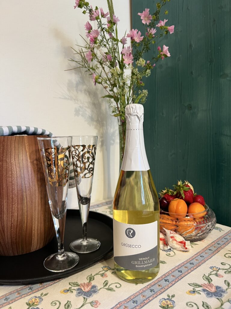 Genießer Package mit Grüsecco und Obst